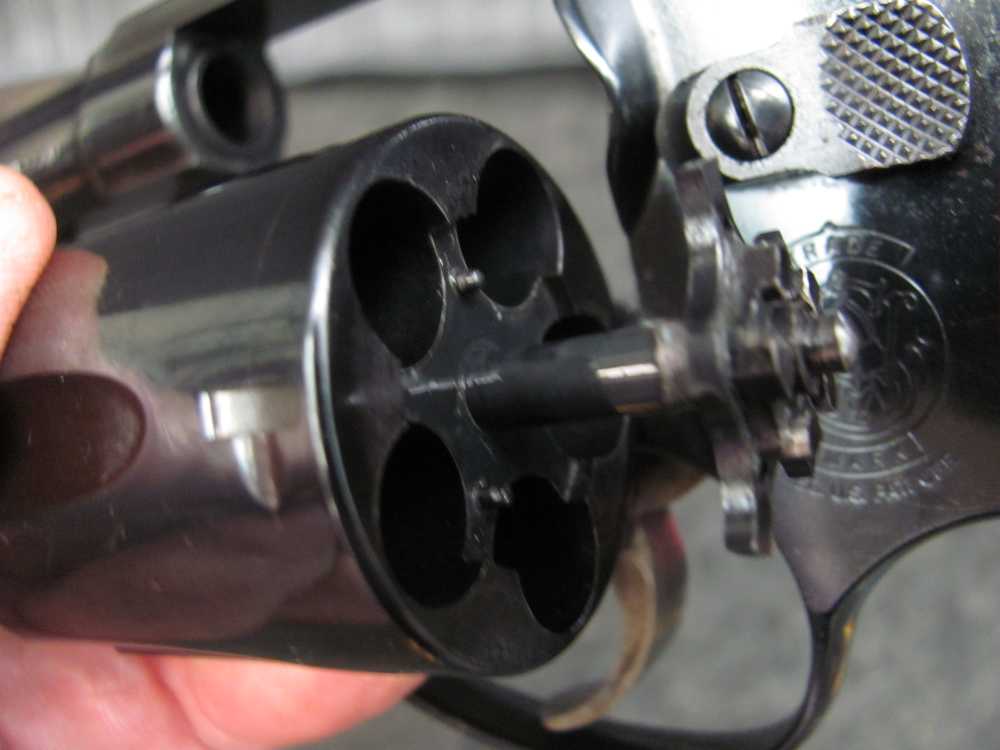Smith & Wesson Model 36 NO Dash - Beautiful Near Mint Gun- Tight -Flawless -img-27