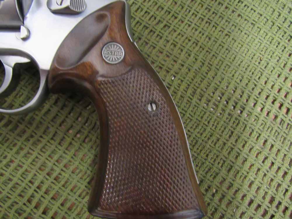 Astra D/A .357 Magnum 4" Stainless Steel Double Action Revolver MFG 1989-img-8