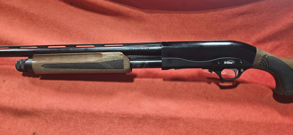 TRISTAR COBRA III 12 GA, 3”, BLUED FINISH, 28 “BBL EXCELLENT COND.-img-5