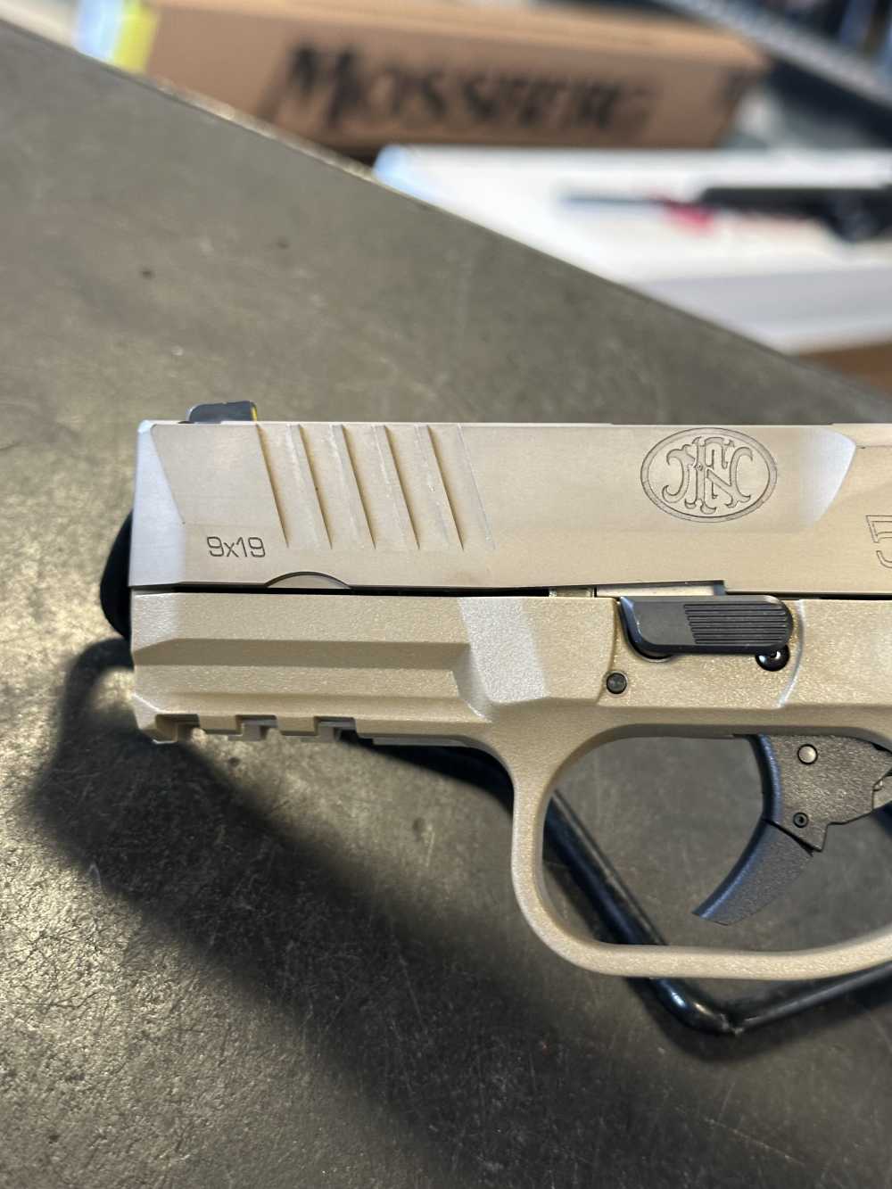 FN 509C 9mm Pistol 3.7" 1-15rd mag FDE-img-10