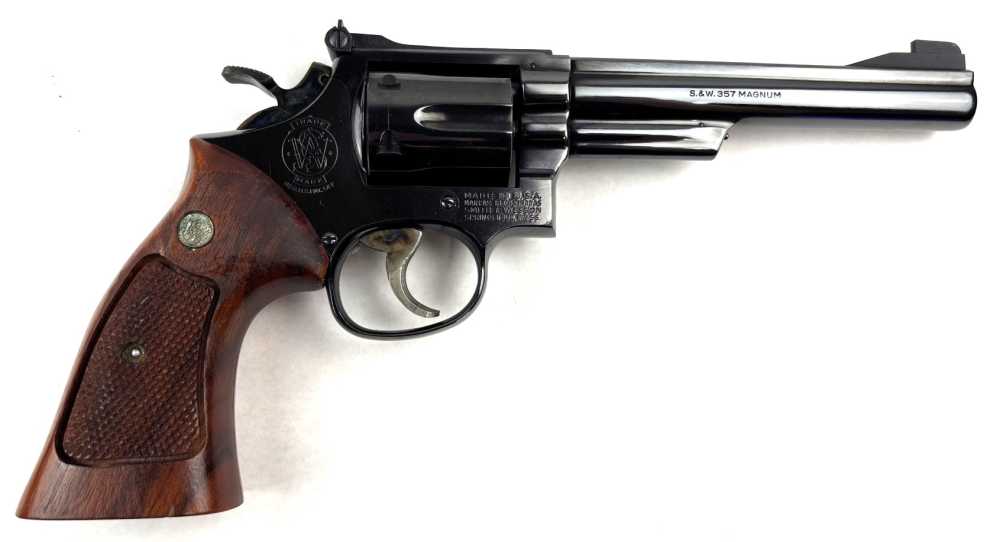 Smith & Wesson 19-4 .357mag revolver -img-1