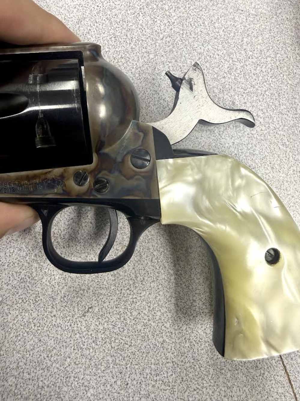 COLT SAA .45 GREAT CONDITION NO BOX-img-4
