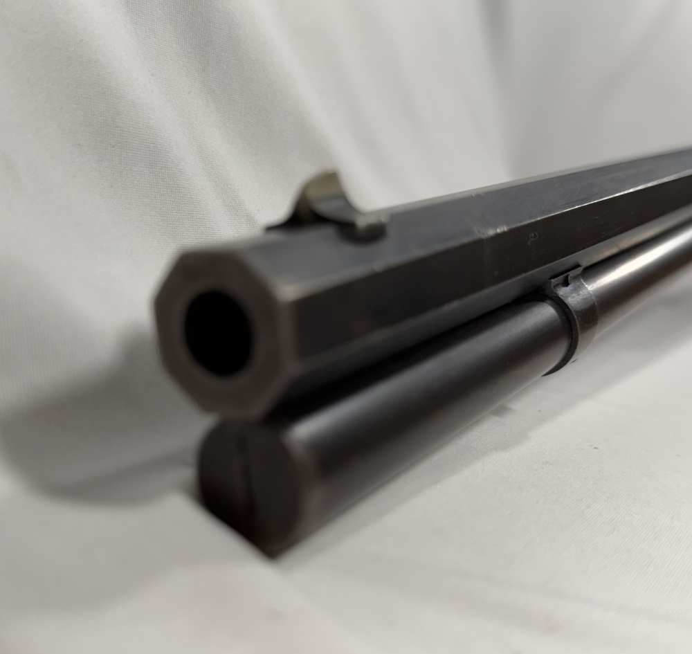 Winchester Model 1873 LEVER ACTION RIFLE .38-40 Win 24" OCTAGON BARREL-img-1