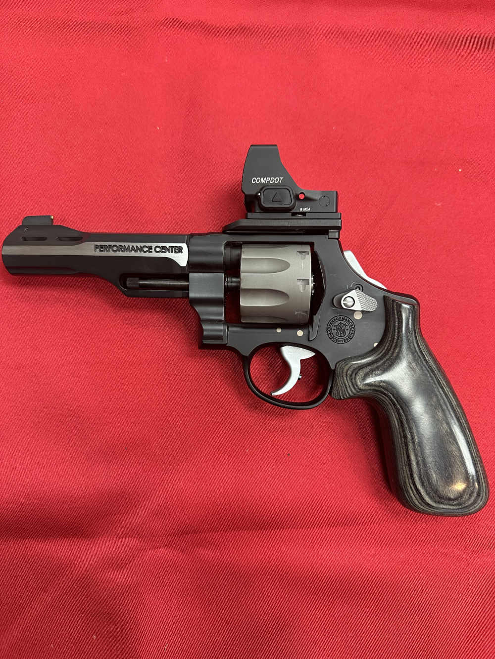 S&W Performance Center JM327 WR - 9mm Vortex CompDot SW PC Jerry Miculek -img-1