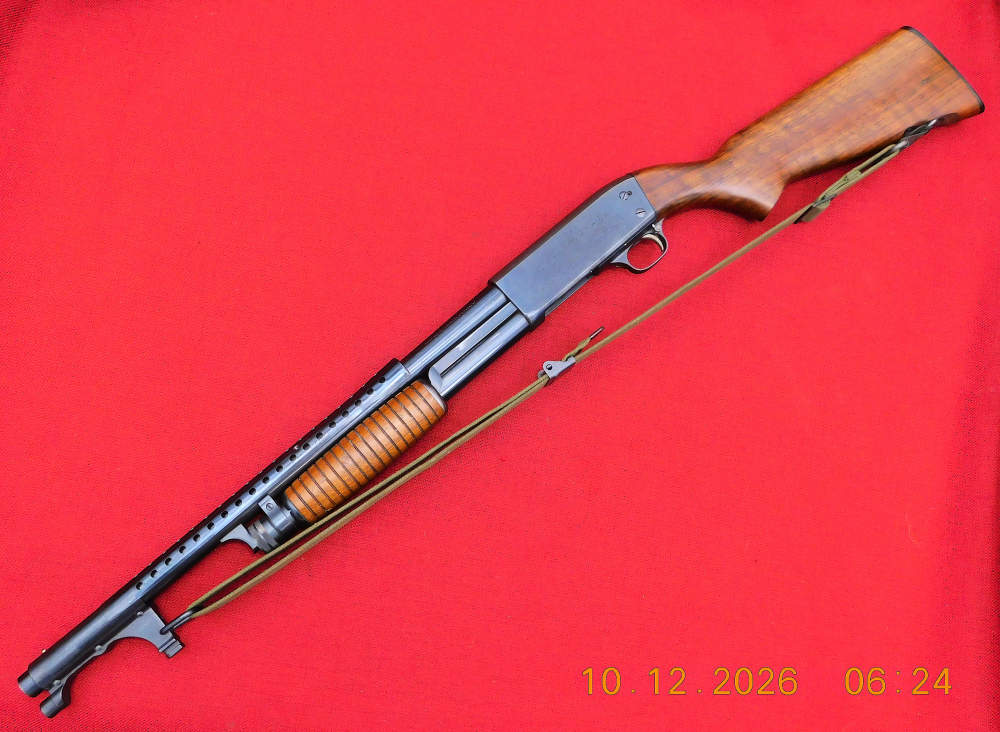 Ithaca Model 37 TRENCH GUN 12ga Slam Fire Shotgun Excellent-img-1