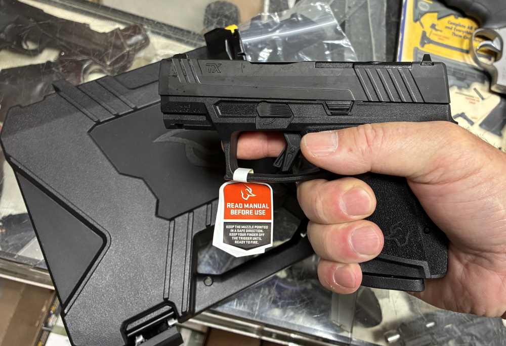 Taurus TX9 9mm TORO sub compact 1-TX9SC431 New(no card fees)-img-2