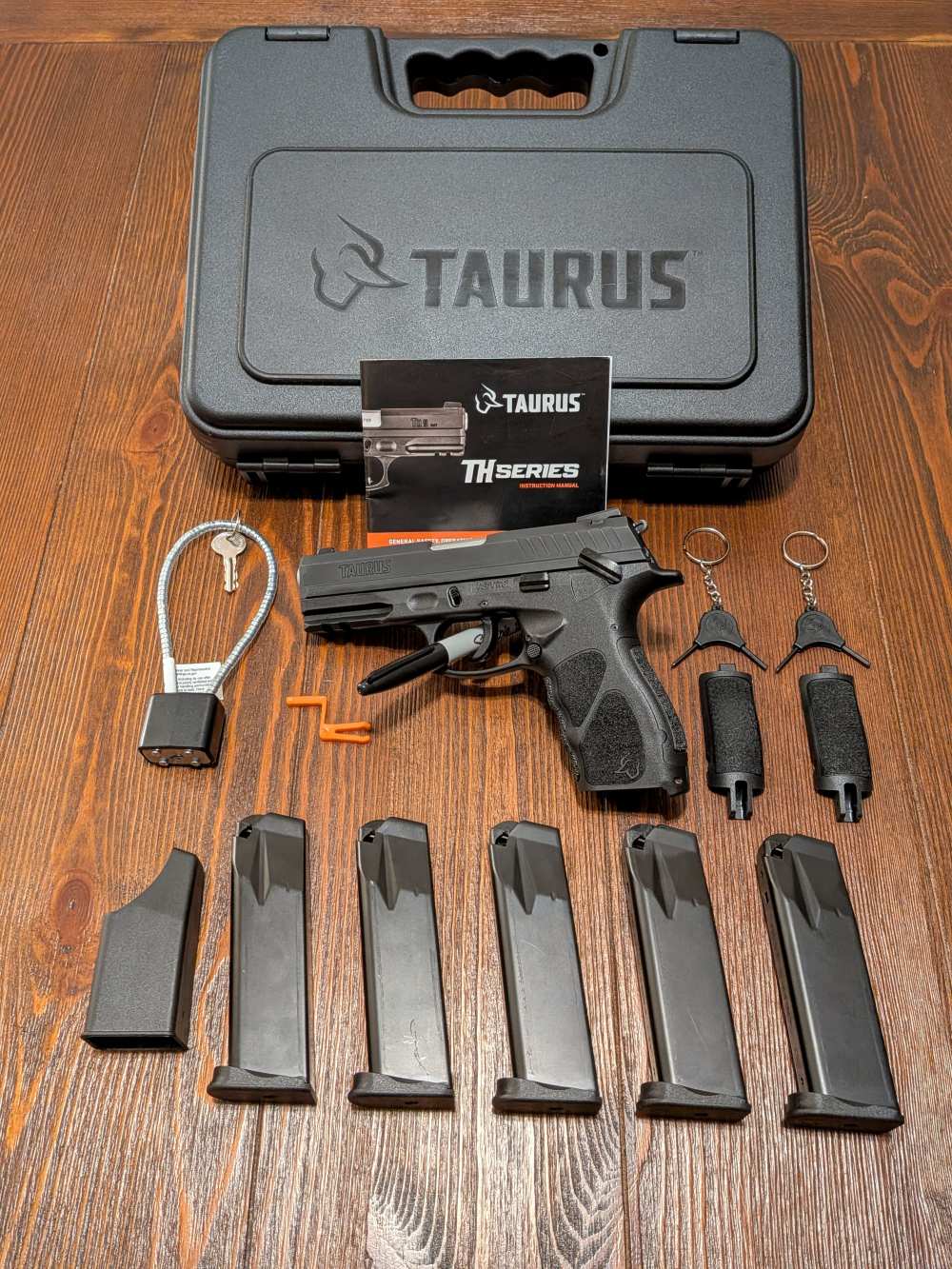 Taurus TH45 4.25" w/ 5 Magazines & Factory Hard Case-img-3