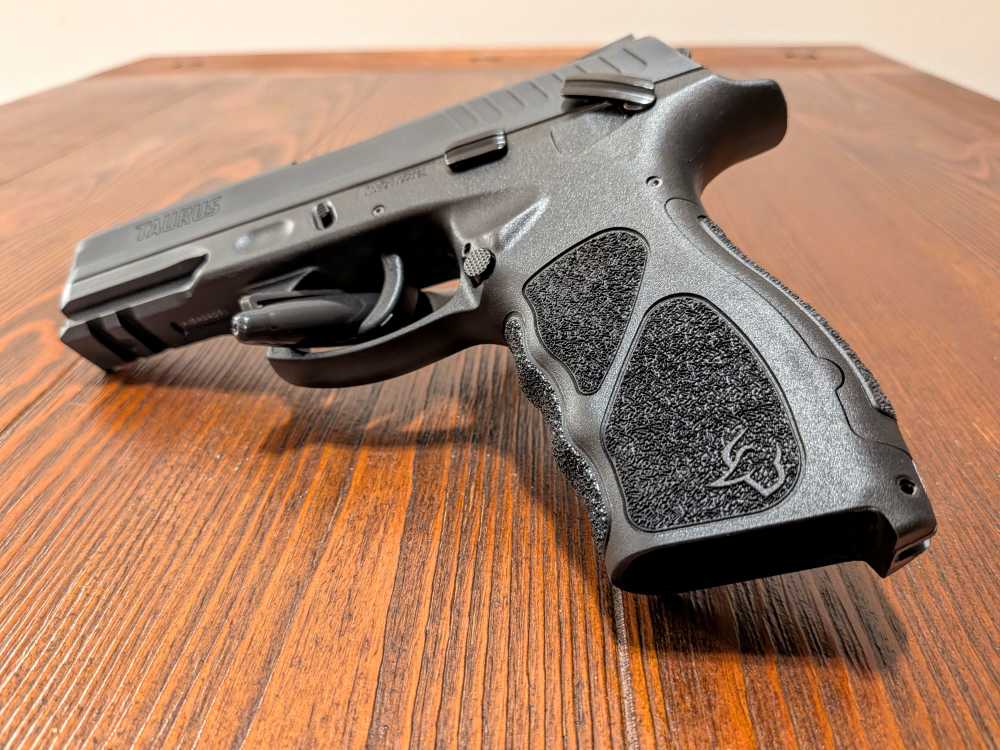 Taurus TH45 4.25" w/ 5 Magazines & Factory Hard Case-img-9