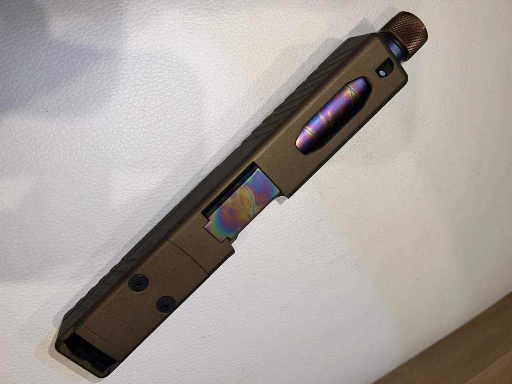 G19 Bronze slide Rainbow threaded barrel-img-2