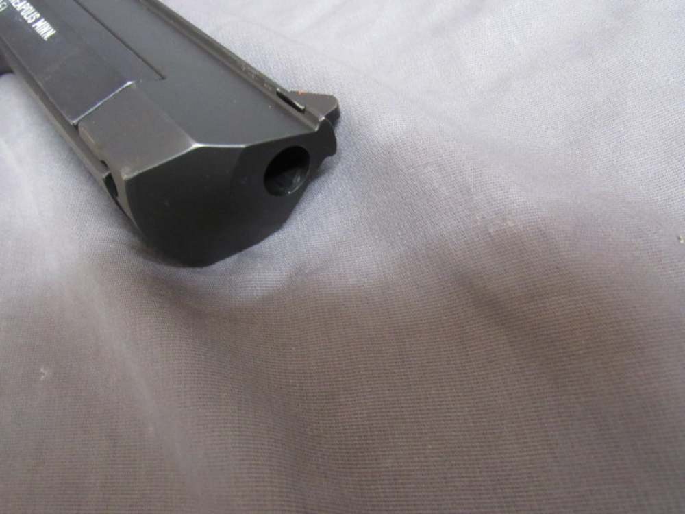 Magnum Research Desert Eagle Semi-Automatic Pistol 44 Magnum Made in Israel-img-10