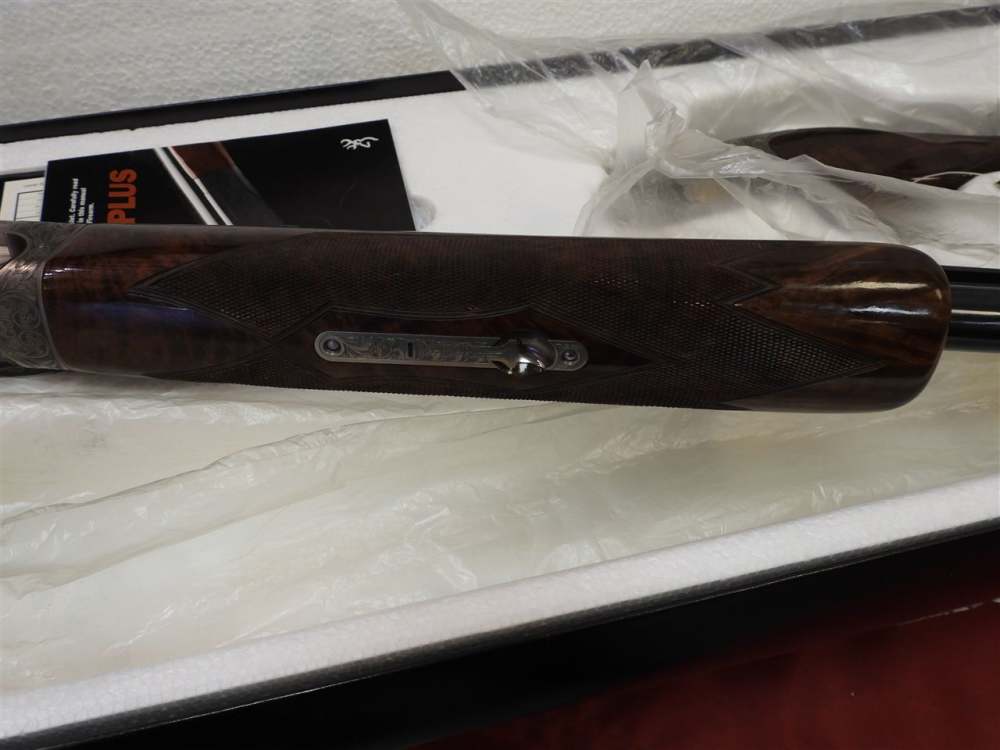 Browning BT-99 PLUS 12ga 1 of 100 LEO Edition NIB 34" Signed by engraver-img-7