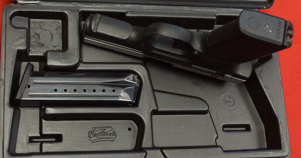 Ruger SR9 Semi Auto Pistol 9mm TWO 17 RD Mags-img-3