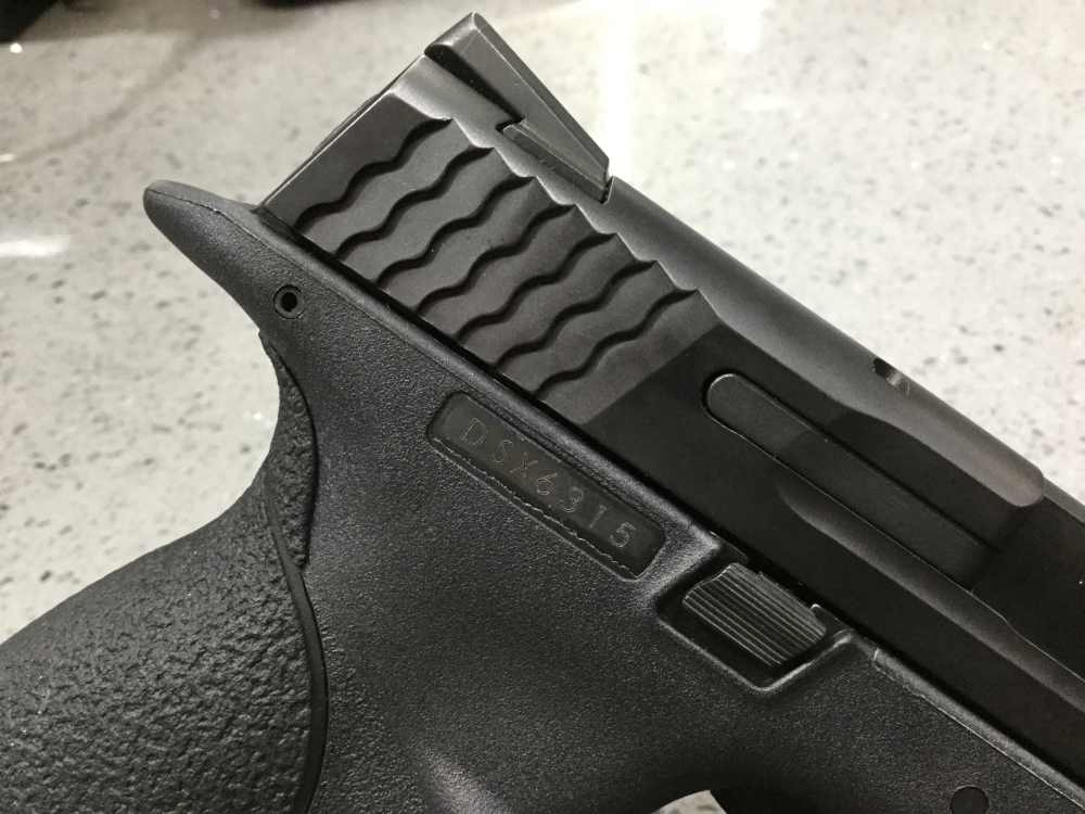 SMITH & WESSON M&P 9 SEMI-AUTO 9MM W/ FACTORY CASE, 2 MAGS, 2 EXTRA GRIPS-img-6