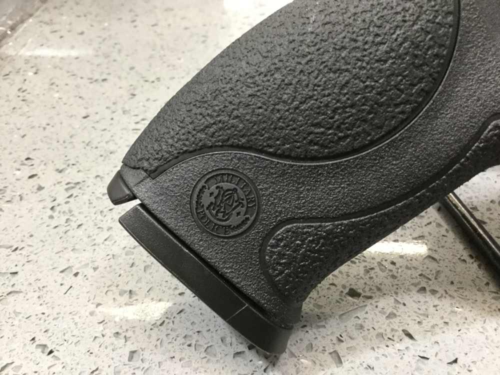 SMITH & WESSON M&P 9 SEMI-AUTO 9MM W/ FACTORY CASE, 2 MAGS, 2 EXTRA GRIPS-img-7