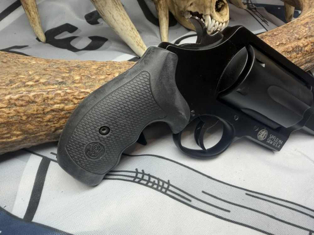 S&W Governor 45 Colt/410 Bore/45 Auto Revolver-img-1