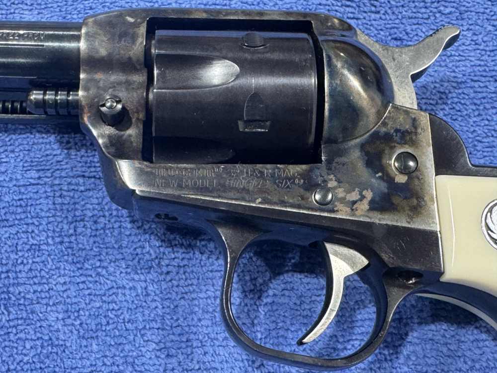 RUGER SECURITY SIX IN 32 H&R CALIBER - GREAT SHAPE, NEAR NEW (J-38)-img-3