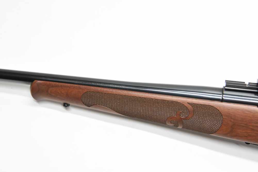 Winchester Model 70 Featherweight .300 Win Mag 24" Walnut BOXED-img-6