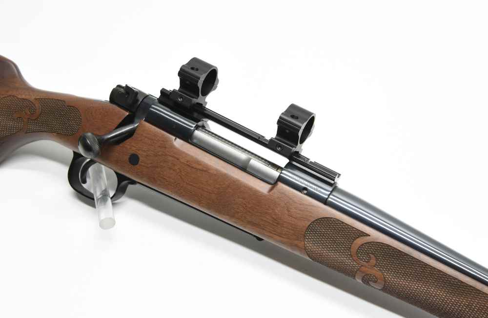 Winchester Model 70 Featherweight .300 Win Mag 24" Walnut BOXED-img-15