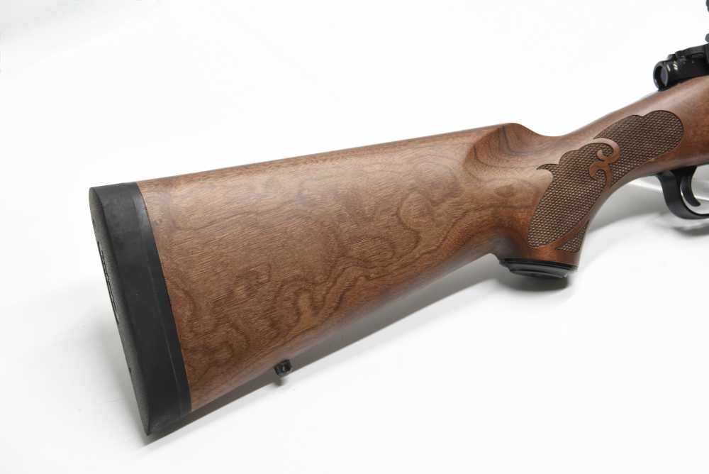 Winchester Model 70 Featherweight .300 Win Mag 24" Walnut BOXED-img-19