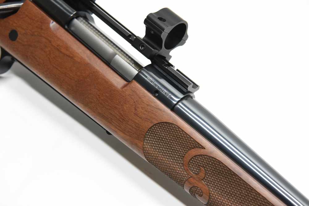 Winchester Model 70 Featherweight .300 Win Mag 24" Walnut BOXED-img-16