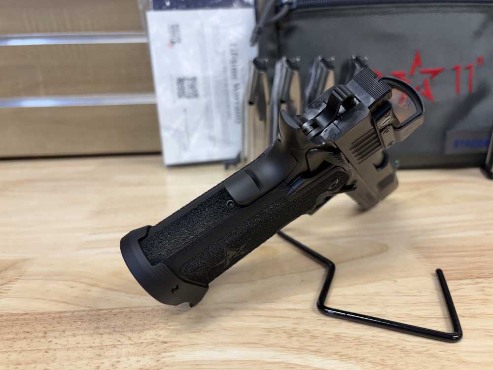 2011 STACCATO XC WITH LEUPOLD AND LOTS OF MAGS VERY NICE! NO CC FEE!-img-5