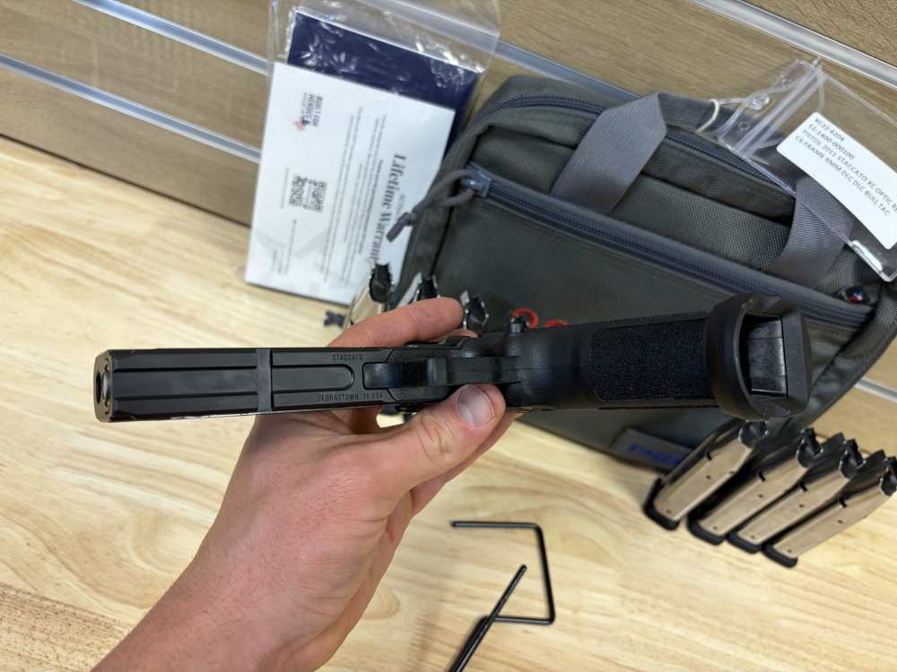 2011 STACCATO XC WITH LEUPOLD AND LOTS OF MAGS VERY NICE! NO CC FEE!-img-14