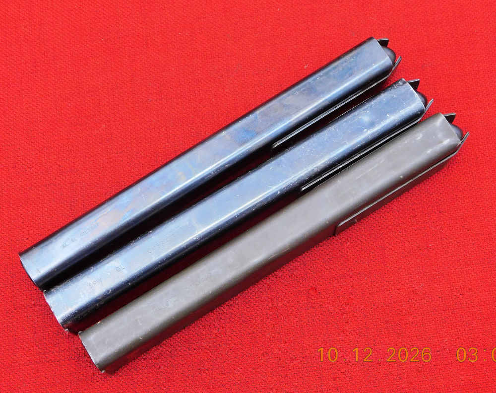 WWII M3-A1 GL Grease Gun SMG 45 acp 30 rd Magazine Lot X3 & Pouch-img-1