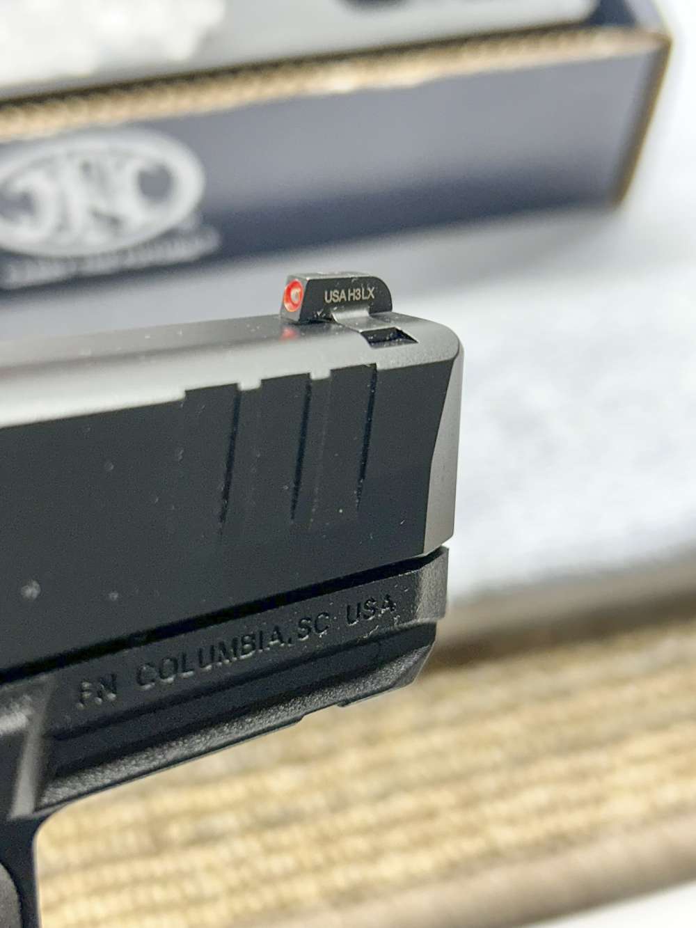 FN Reflex MRD 9mm New micro-Compact Optic Ready with 11 and 15 round mags-img-12