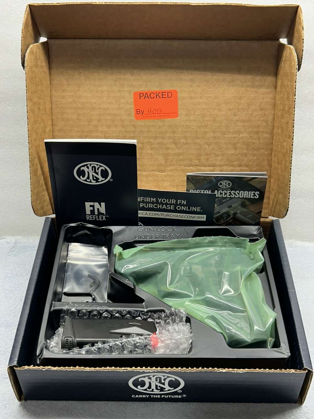 FN Reflex MRD 9mm New micro-Compact Optic Ready with 11 and 15 round mags-img-14