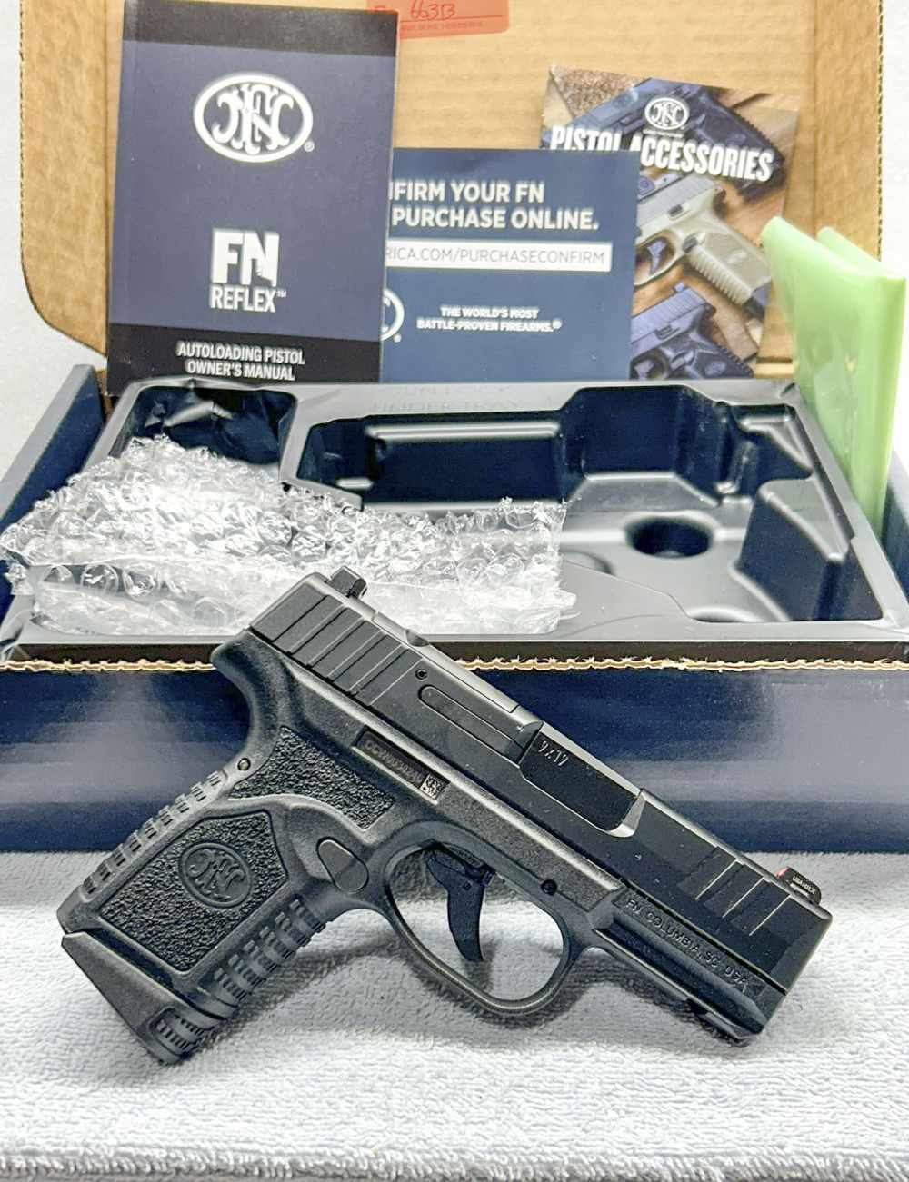 FN Reflex MRD 9mm New micro-Compact Optic Ready with 11 and 15 round mags-img-9