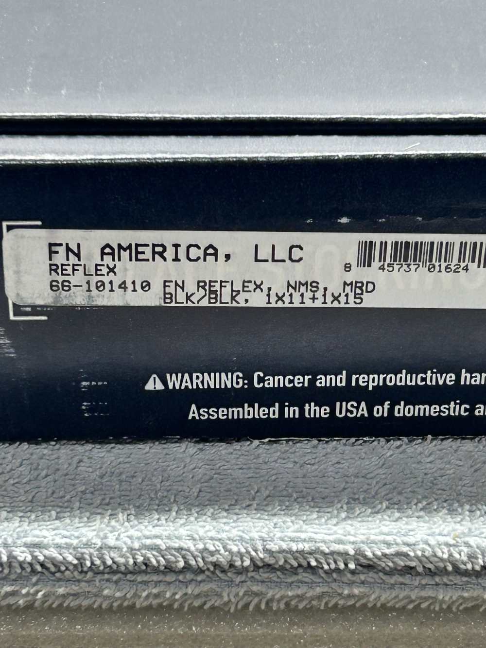 FN Reflex MRD 9mm New micro-Compact Optic Ready with 11 and 15 round mags-img-15