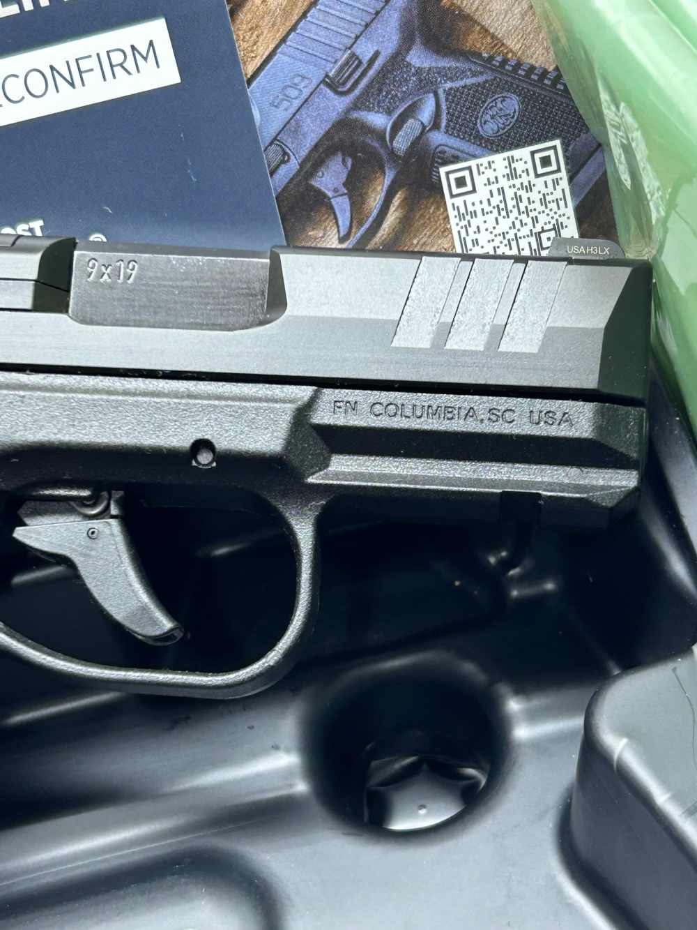 FN Reflex MRD 9mm New micro-Compact Optic Ready with 11 and 15 round mags-img-2