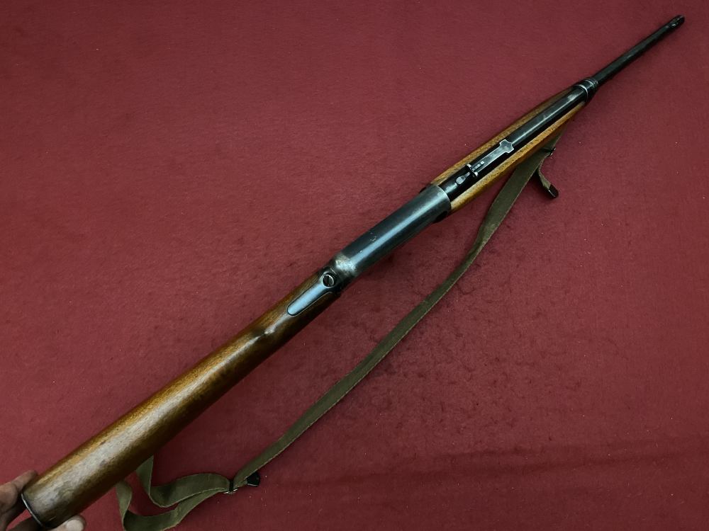 Excellent Winchester Model 1907 .351 WSL, 3 ultra rare original 10rd mags!-img-3