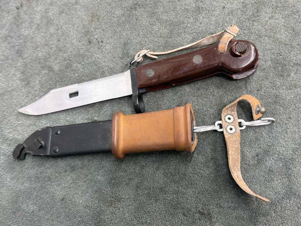 Hungarian FEG AK-47 Bayonet AKM-63 - Russian 6X3 Style-img-5