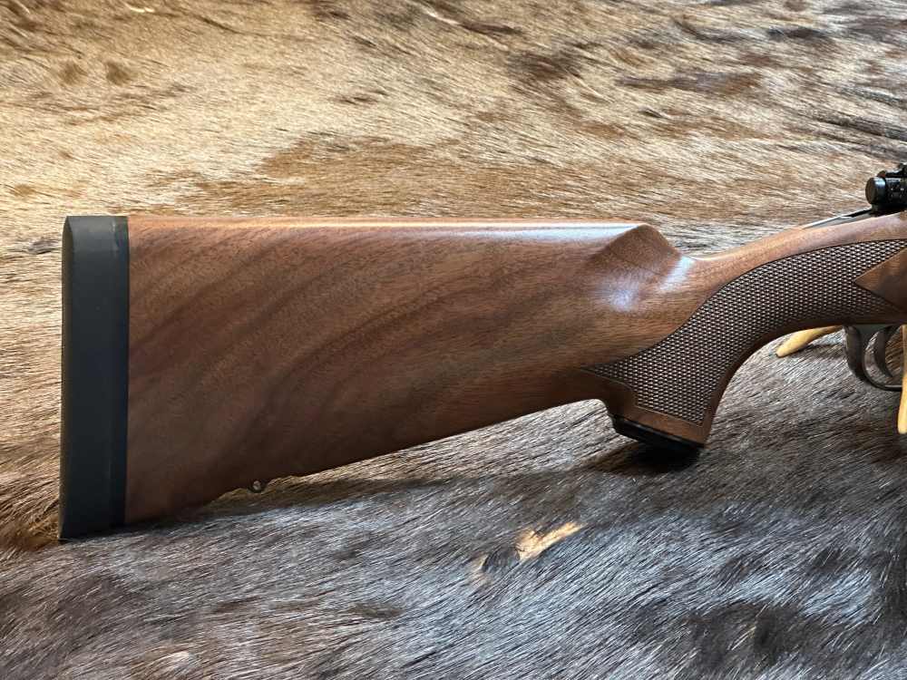 WINCHESTER MODEL 70 SUPER GRADE 300 WIN MAG 26" BARREL-img-0