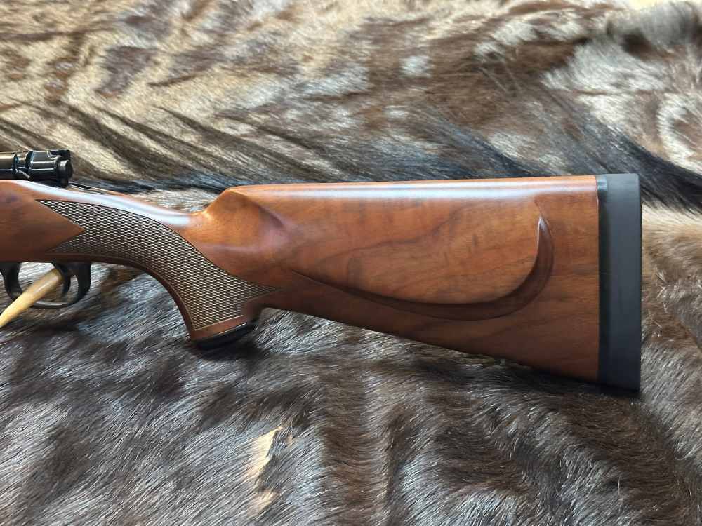 FREE SAFARI, NEW WINCHESTER MODEL 70 SUPER GRADE 243 Win 22"-img-9