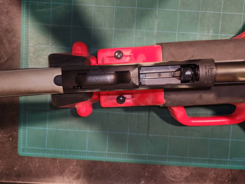Mossberg 500A Pump-Action Accu-Choke GA 24" Barrel-img-16