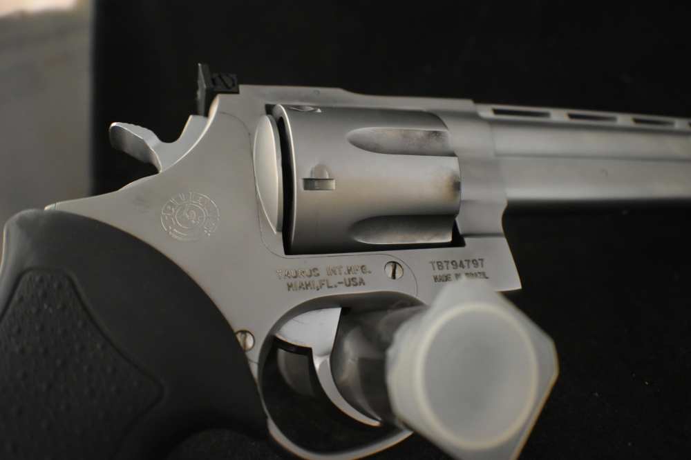 TAURUS MODEL 44 STAINESS  STEEL 44 MAG  8 3/8" PORTED BBL NO RESERVE-img-10