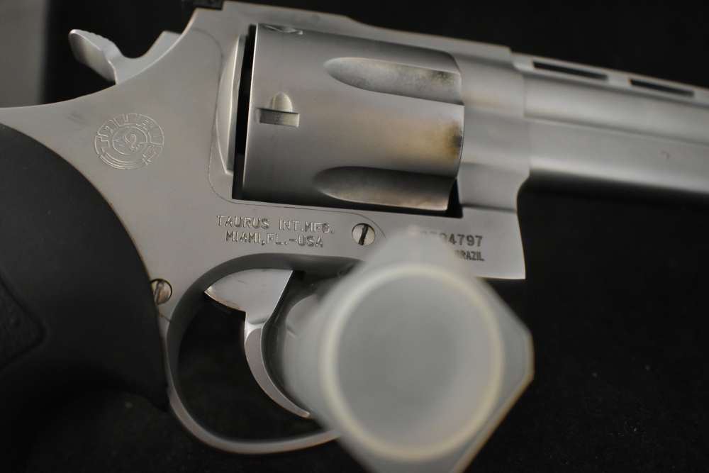 TAURUS MODEL 44 STAINESS  STEEL 44 MAG  8 3/8" PORTED BBL NO RESERVE-img-11