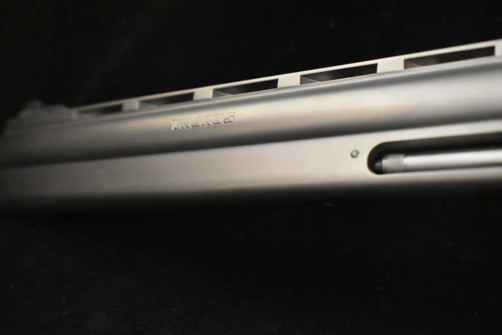 TAURUS MODEL 44 STAINESS  STEEL 44 MAG  8 3/8" PORTED BBL NO RESERVE-img-2