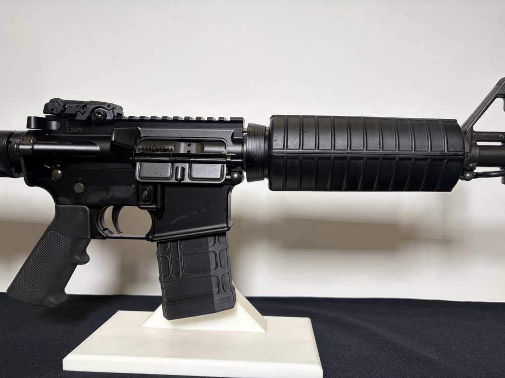 Colt M4 Carbine 5.56MM -img-3