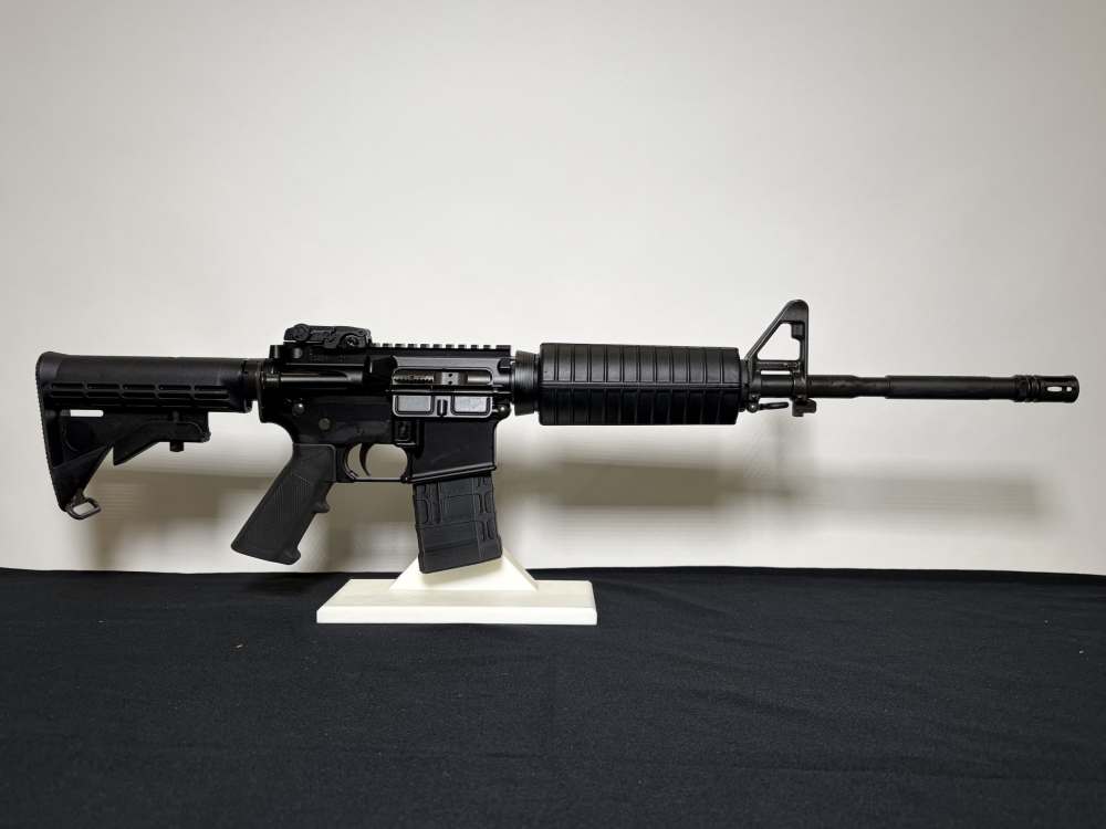 Colt M4 Carbine 5.56MM -img-1