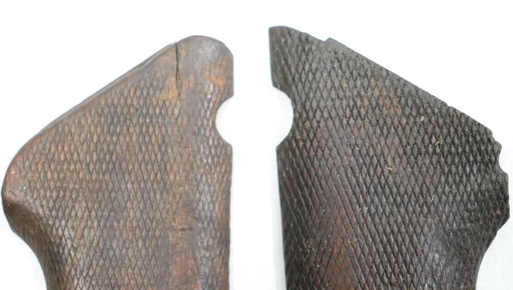 ORG WWI/WWII GERMAN P08 LUGER WOODEN GRIP SCALES-img-9
