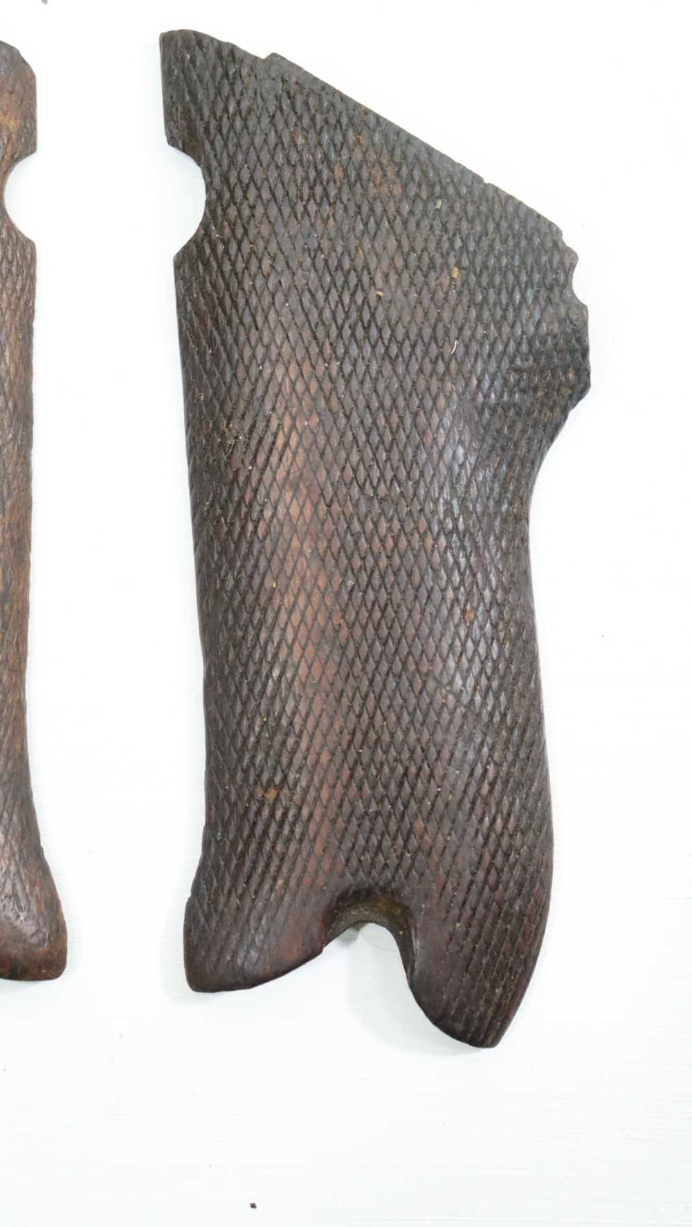 ORG WWI/WWII GERMAN P08 LUGER WOODEN GRIP SCALES-img-2