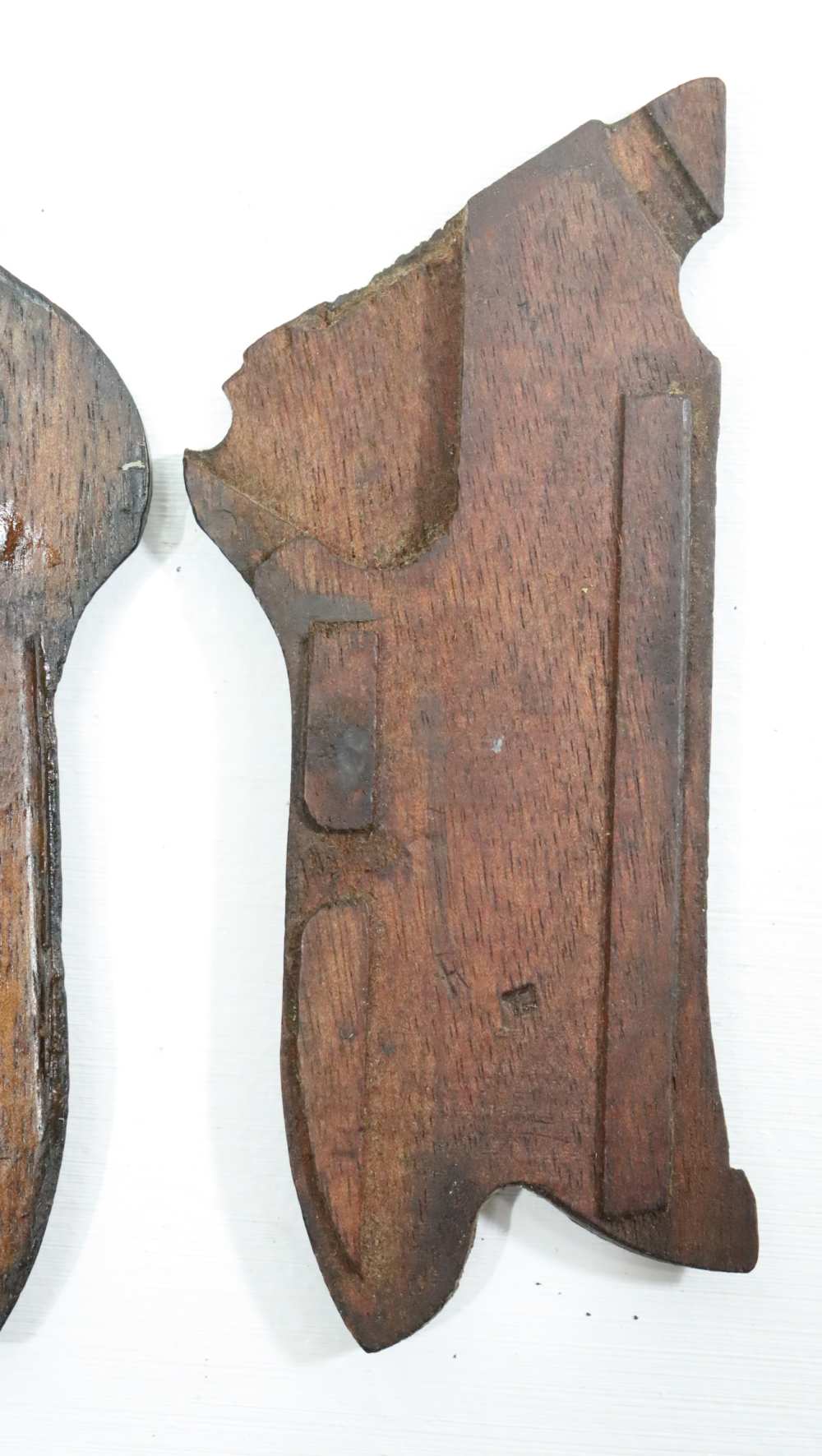 ORG WWI/WWII GERMAN P08 LUGER WOODEN GRIP SCALES-img-7