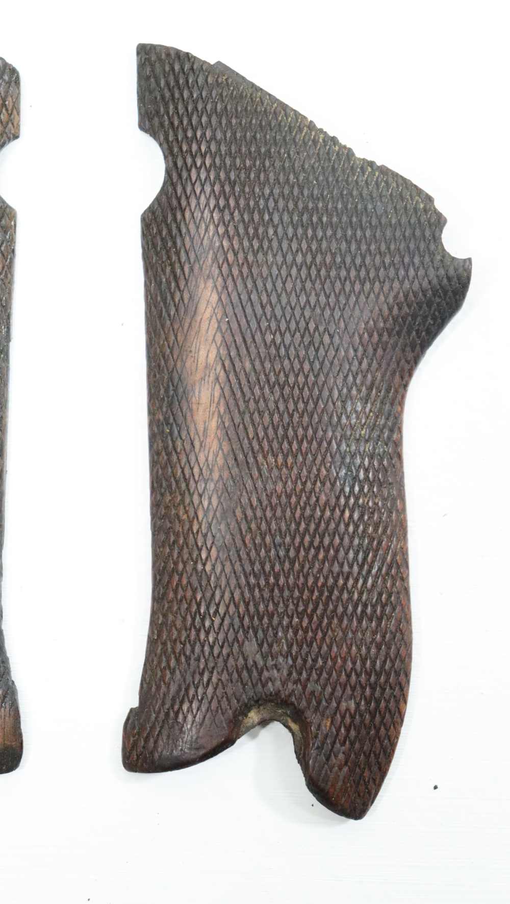 ORG WWI/WWII GERMAN P08 LUGER WOODEN GRIP SCALES-img-2