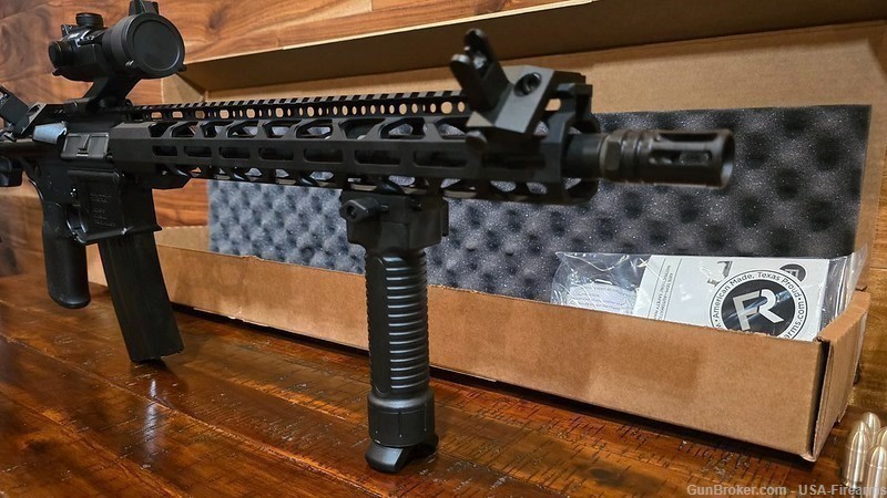 AR 15 5.56 with Red Dot -img-11