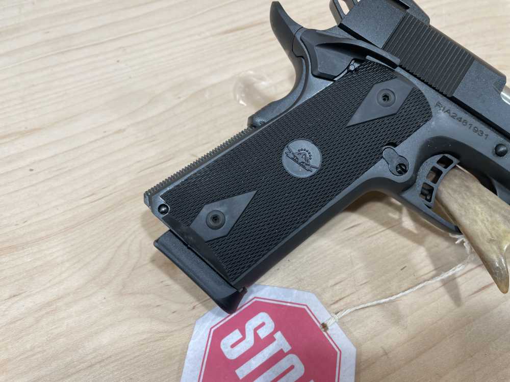 *EXCELLENT* ROCK ISLAND ARMORY M1911A1 FS, 45 ACP, 5” BBL., 2 SETS OF GRIPS-img-11