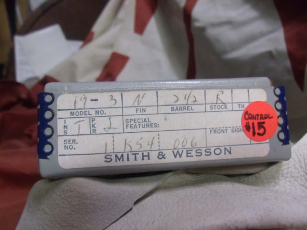 S & W 19-3 - 2.5" - 357mag -img-0