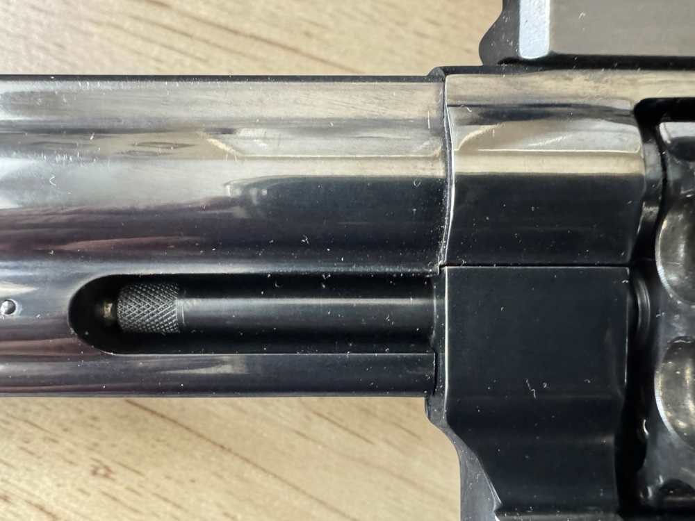 Smith & Wesson Model 57-6, 41Rem Magw/Leupold 2.5-8x32 w/220 rds of ammo-img-12